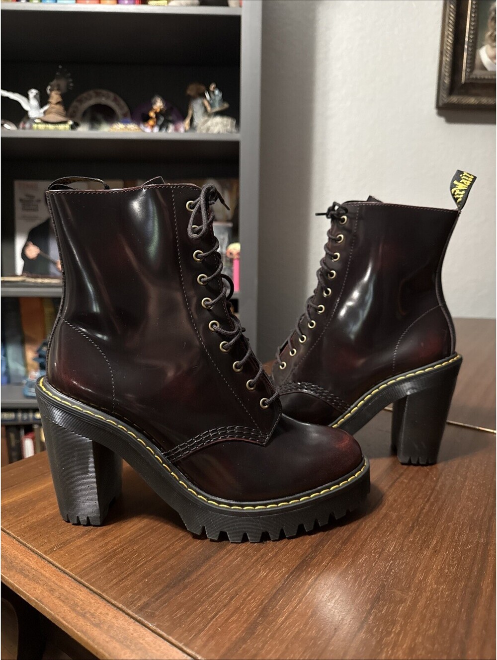 Dr. Doc Martens Kendra Sz 6 US Platform Boots Cherry Red